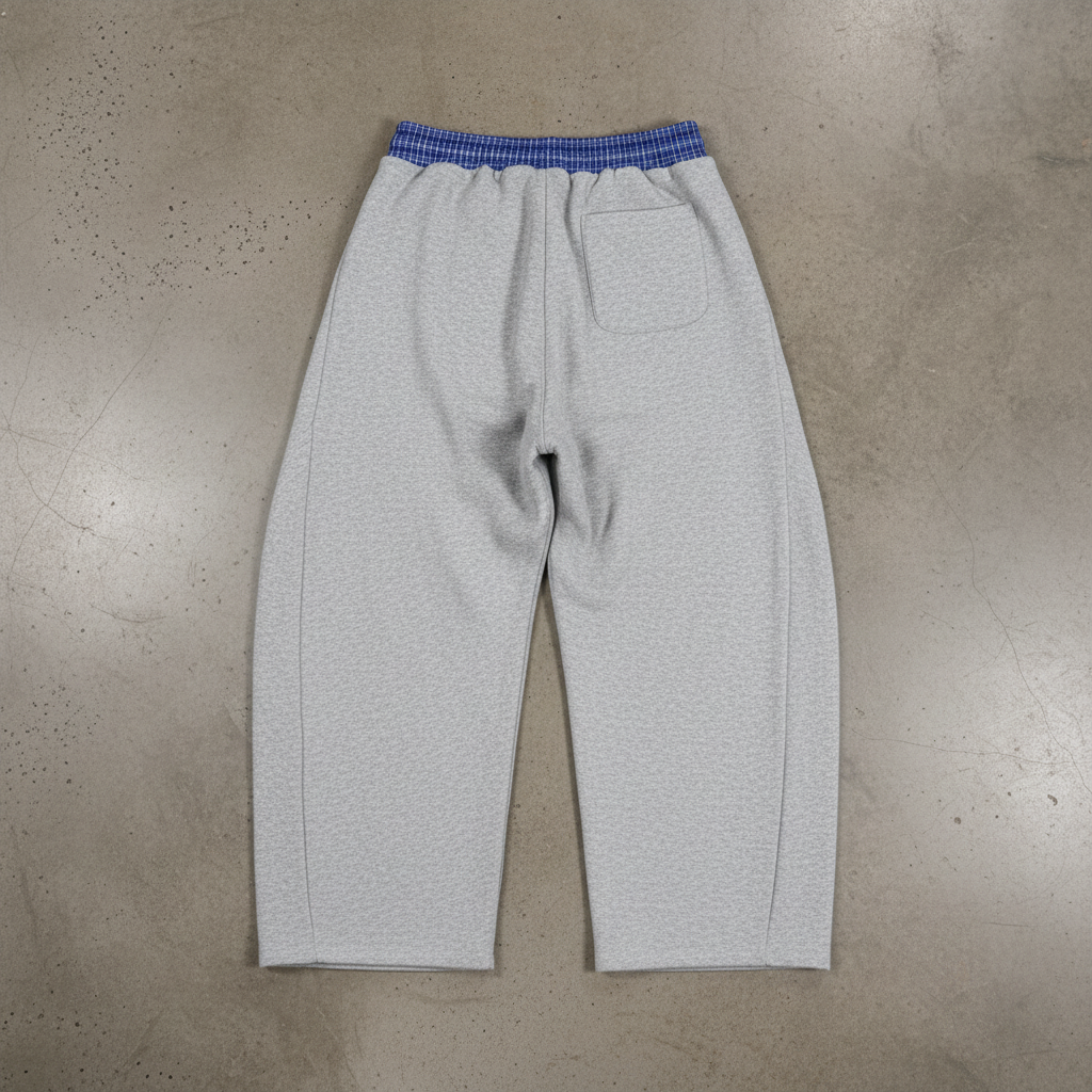 "PJ - Signature Joggers" ...